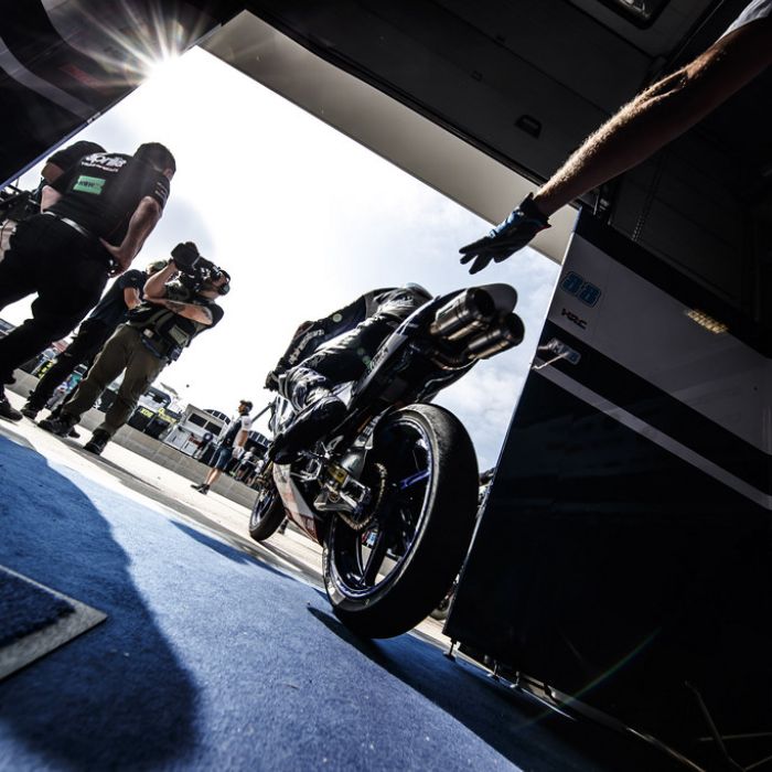 JORGE MARTÍN PRIMERO EN EL GP DE SACHSENRING