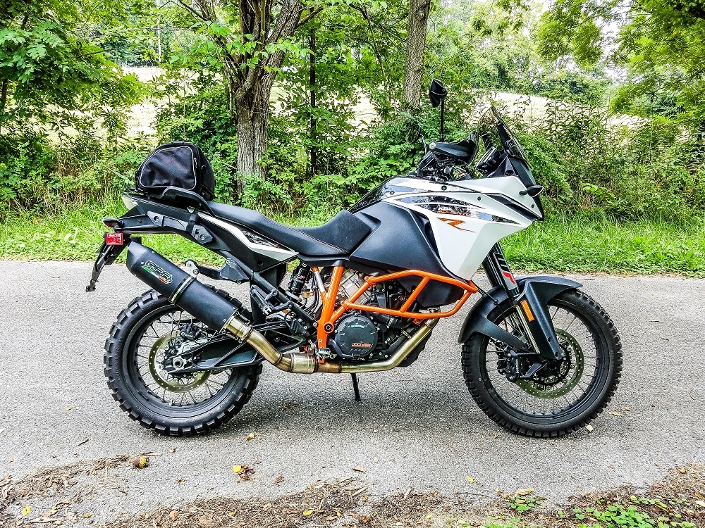 Escape compatible con Ktm Lc 8 Adventure 1090 2017-2020, Furore Evo4 Nero, Escape legal, homologado, silenciador con db killer desmontable y tubo de conexión específico 