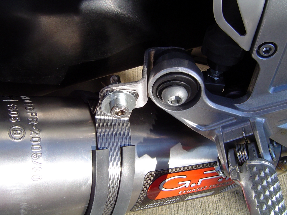 Escape compatible con Honda Cbr 1000 Rr 2008-2011, M3 Titanium Natural, Escape legal, homologado, silenciador con db killer desmontable y tubo de conexión específico 
