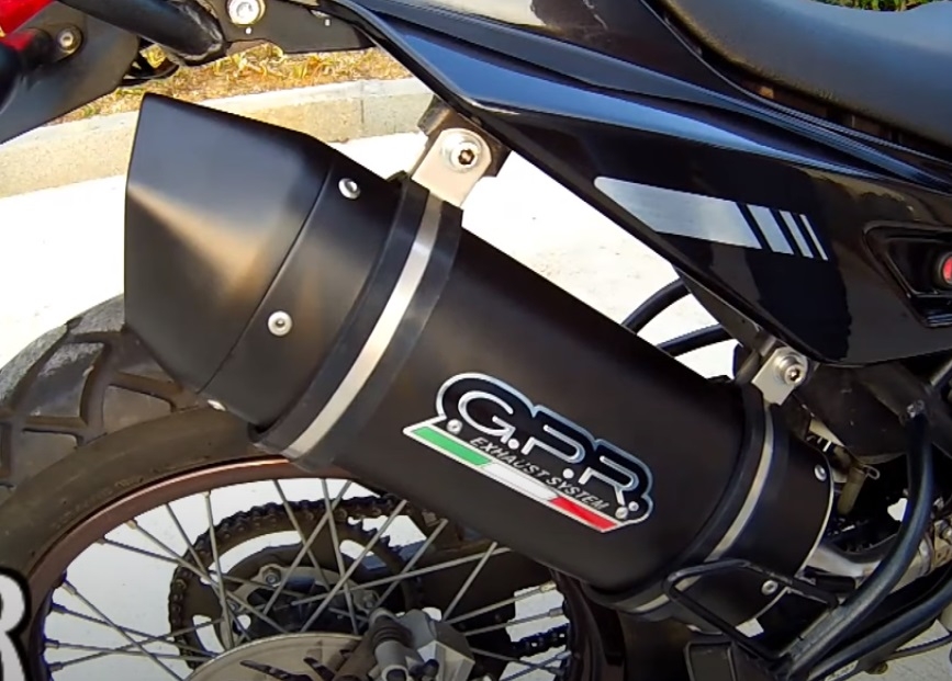 Escape compatible con Derbi Terra 125 R -Adventure 2007-2011, Furore Nero, Escape legal, homologado, silenciador con db killer desmontable y tubo de conexión específico 