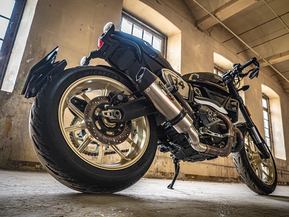Escape compatible con Ducati Scrambler 800 2017-2020, Gpe Ann. Titanium, Escape homologaedo, legal para mercados fuera de la UE, incluido tubo de enlace y db killer extraíble 
