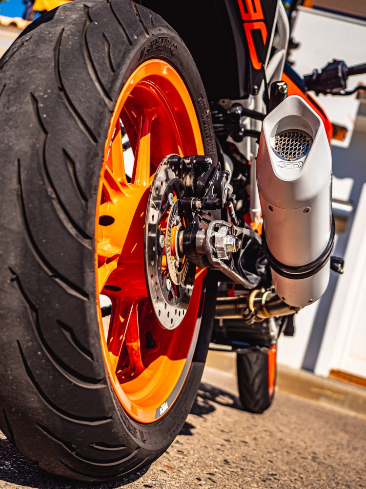 Escape compatible con Ktm Rc 390 2017-2020, Albus Evo4, Escape legal, homologado, silenciador con db killer desmontable y tubo de conexión específico 