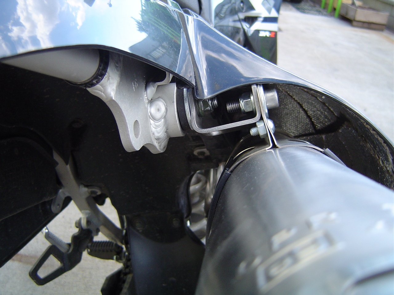 Escape compatible con Suzuki Drz 400 SM 2005-2025, Ghisa , Escape completo homologado y legal, incluido db killer extraíble 
