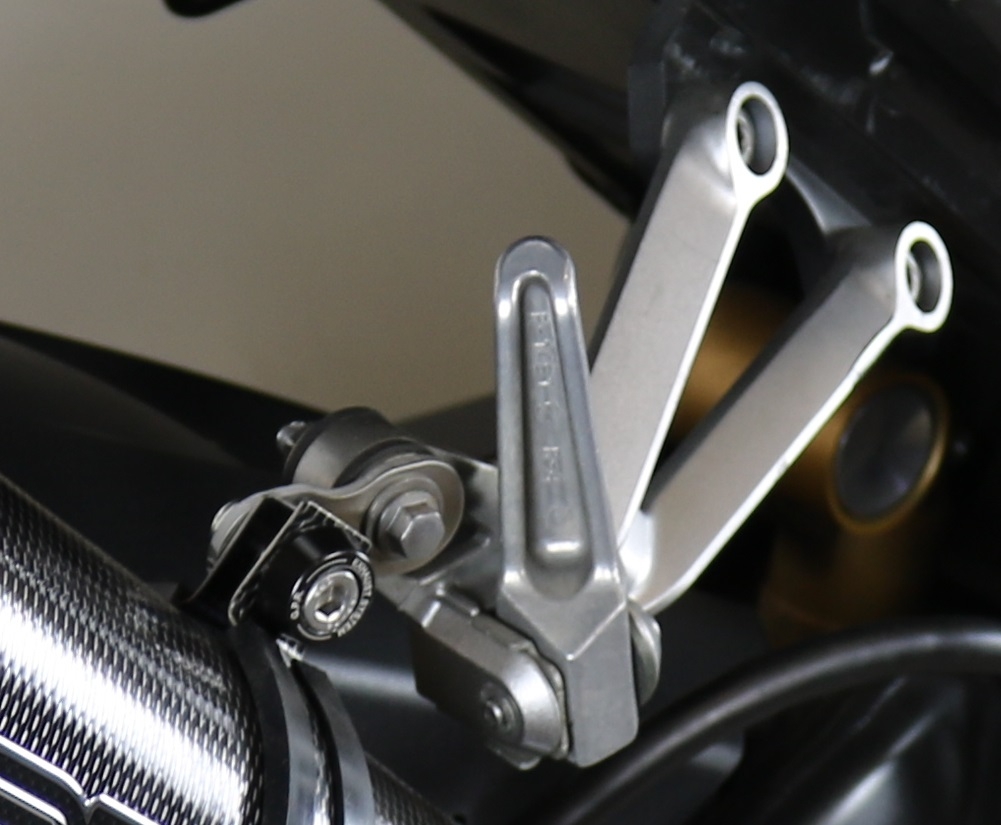 Escape compatible con Kawasaki ZX-10R 2004-2005, M3 Inox , Escape legal, homologado, silenciador con db killer desmontable y tubo de conexión específico 