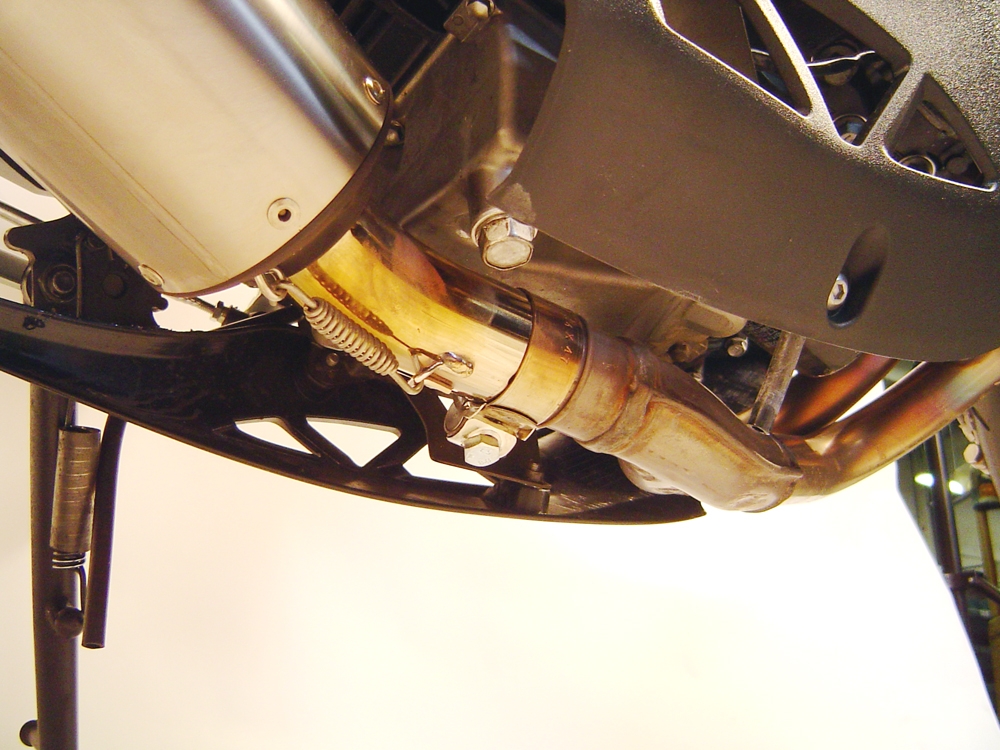 Escape compatible con Kawasaki Versys 650 2006-2014, M3 Titanium Natural, Escape legal, homologado, silenciador con db killer desmontable y tubo de conexión específico 