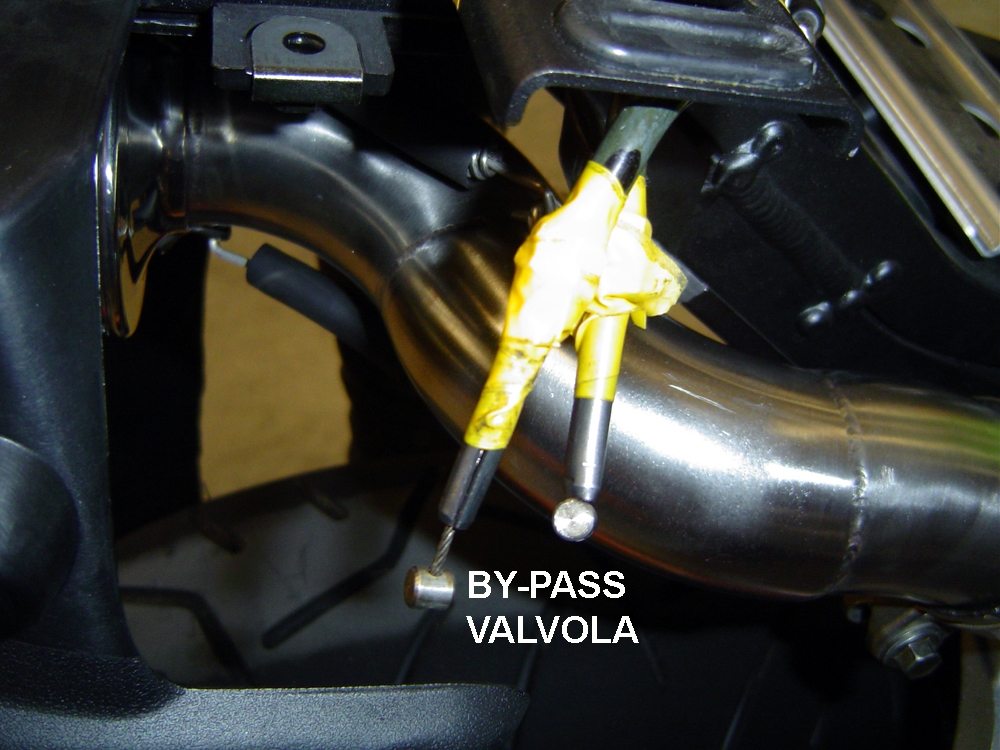 Escape compatible con Kawasaki Zx-6R 2005-2006, Tiburon Poppy, Escape legal, homologado, silenciador con db killer desmontable y tubo de conexión específico 