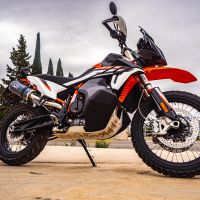 Escape compatible con Ktm SMT 890 2023-2024, Dual Poppy, Escape legal, homologado, silenciador con db killer desmontable y tubo de conexión específico 