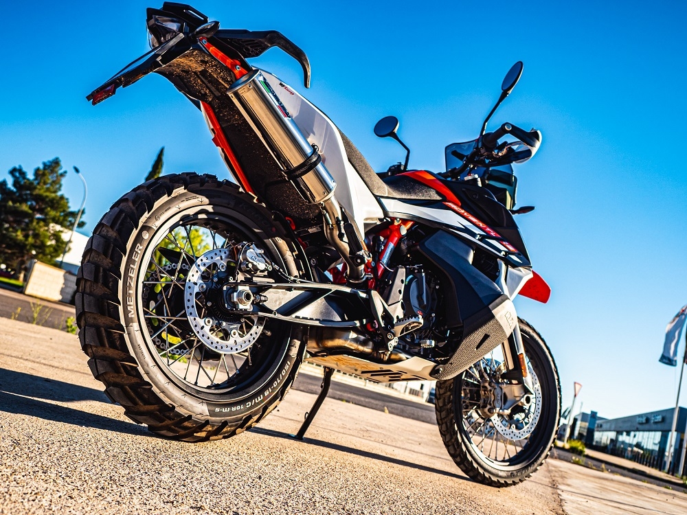 Escape compatible con Husqvarna Norden 901 2022-2024, M3 Inox , Escape legal, homologado, silenciador con db killer desmontable y tubo de conexión específico 