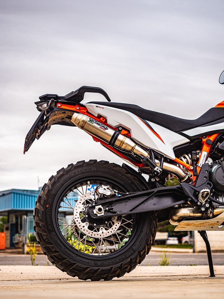 Escape compatible con Ktm Duke 890 2021-2024, Deeptone Inox, Escape legal, homologado, silenciador con db killer desmontable y tubo de conexión específico 