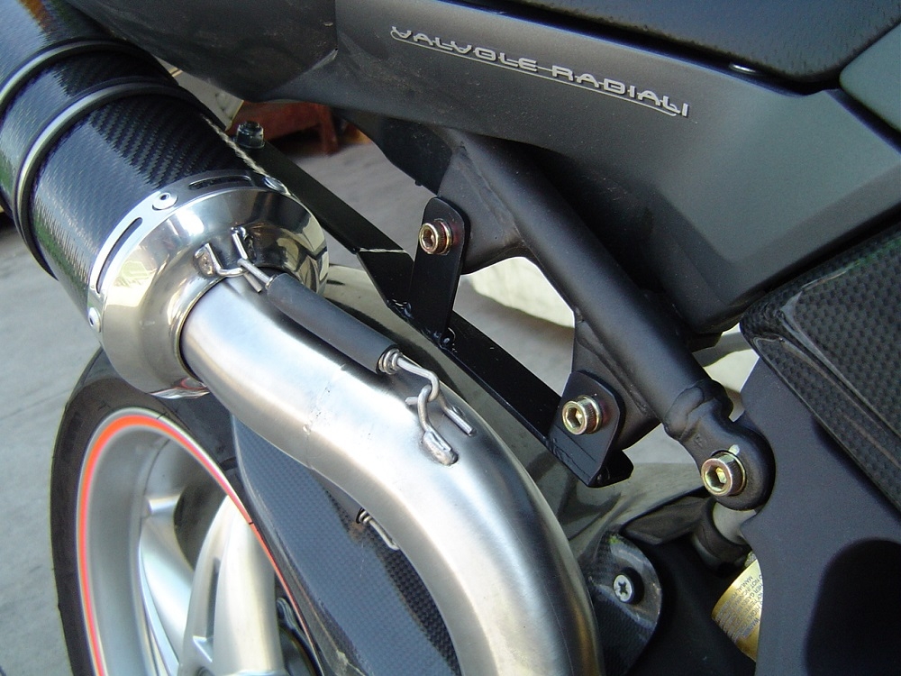 Escape compatible con Mv Agusta Brutale 910 S - R 2005-2011, M3 Inox , Escape legal, homologado, silenciador con db killer desmontable y tubo de conexión específico 