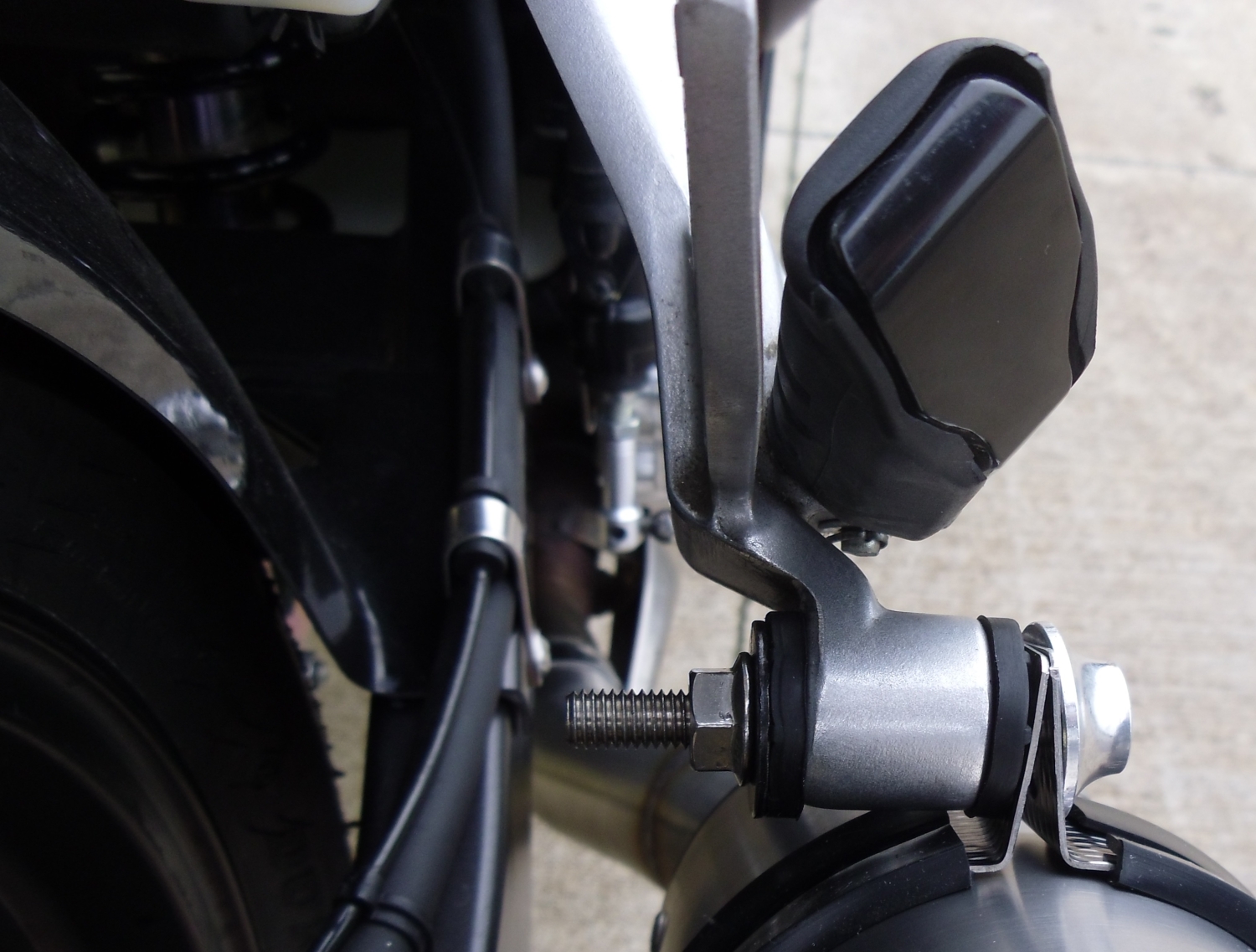 Escape compatible con Honda Cbr 500 R 2012-2018, Deeptone Inox, Escape legal, homologado, silenciador con db killer desmontable y tubo de conexión específico 