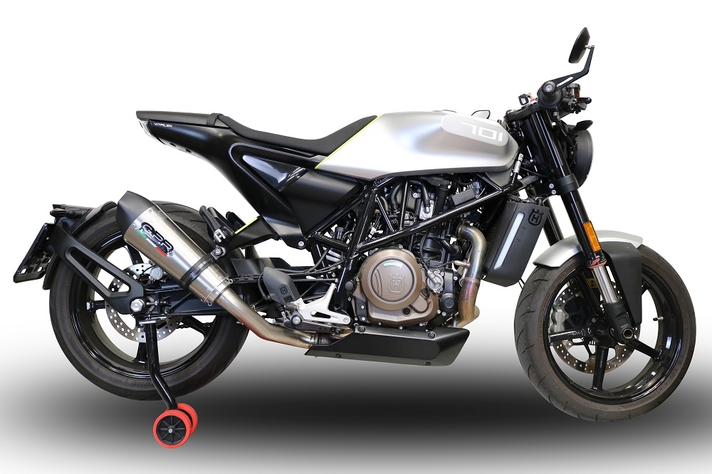 Escape compatible con Husqvarna Svartpilen 701 2018-2020, GP Evo4 Titanium, Escape legal, homologado, silenciador con db killer desmontable y tubo de conexión específico 