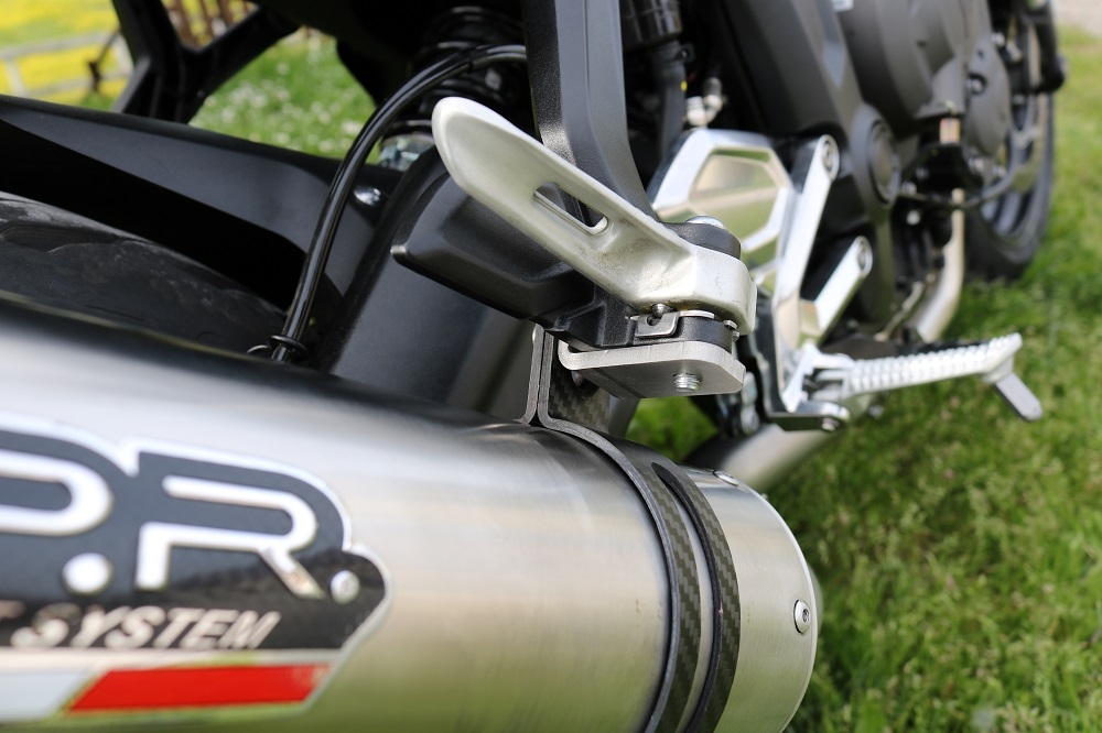 Escape compatible con Triumph Trident 660 2021-2024, M3 Titanium Natural, Escape completo, no legal para países de la UE, con db killer extraíble 