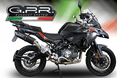 Escape compatible con Benelli Trk 502 X 2017-2020, Furore Evo4 Nero, Escape legal, homologado, silenciador con db killer desmontable y tubo de conexión específico 