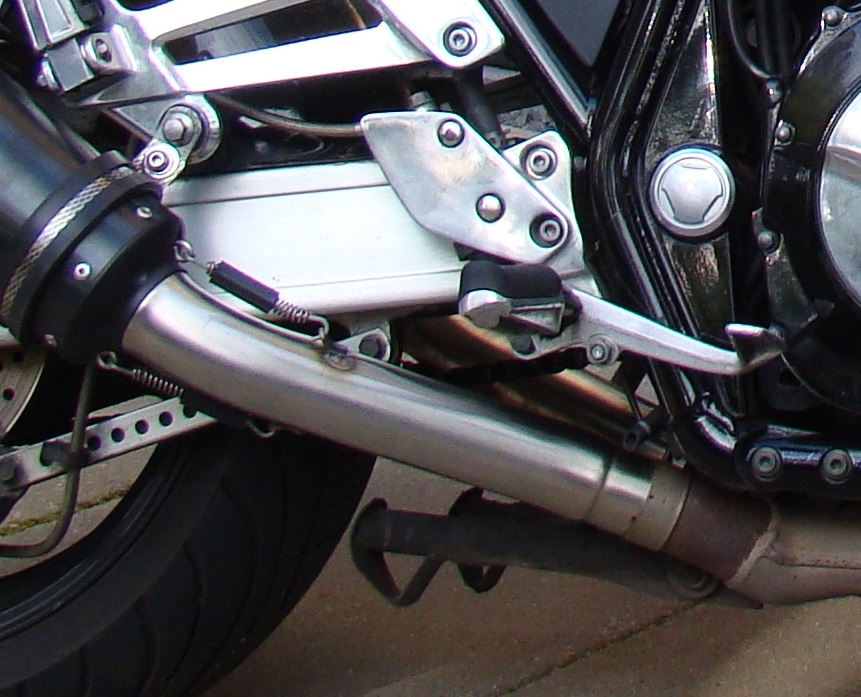 Escape compatible con Yamaha Xjr 1300 1999-2006, Trioval, Par de terminales de escape homologados, con db killer extraíbles y tubos de conexión específicos 