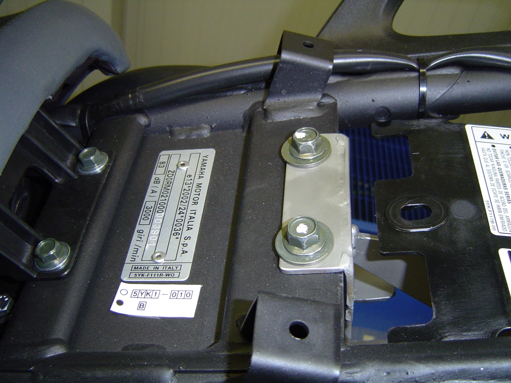 Escape compatible con Yamaha MT03 660 2006-2013, Albus Ceramic, Par de terminales de escape homologados, con db killer extraíbles y tubos de conexión específicos 