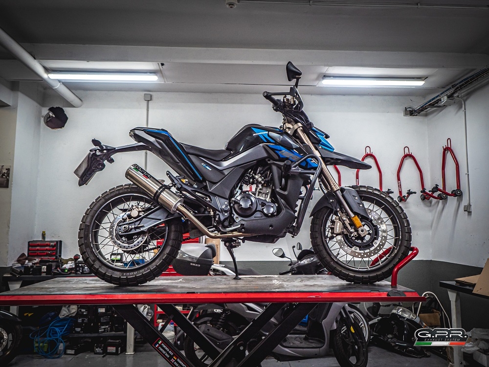 GPR escape compatible con  Zontes Zt 125 G1 - U - U1 - Z2 2020-2024, M3 Inox , Escape completo homologado y legal,con catalizador incluido db killer extraíble 