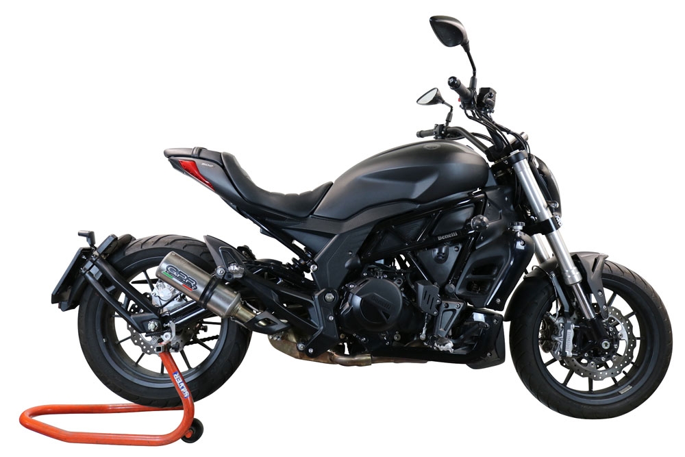 Escape compatible con Benelli 502 C 2019-2020, M3 Inox , Escape legal, homologado, silenciador con db killer desmontable y tubo de conexión específico 