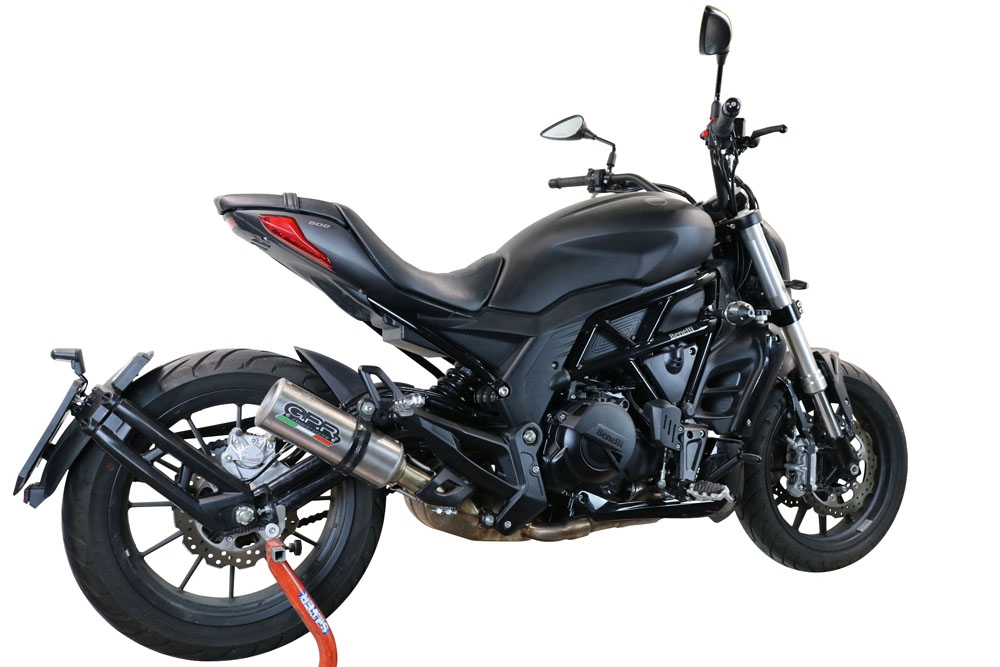 Escape compatible con Benelli 502 C 2019-2020, M3 Inox , Escape legal, homologado, silenciador con db killer desmontable y tubo de conexión específico 