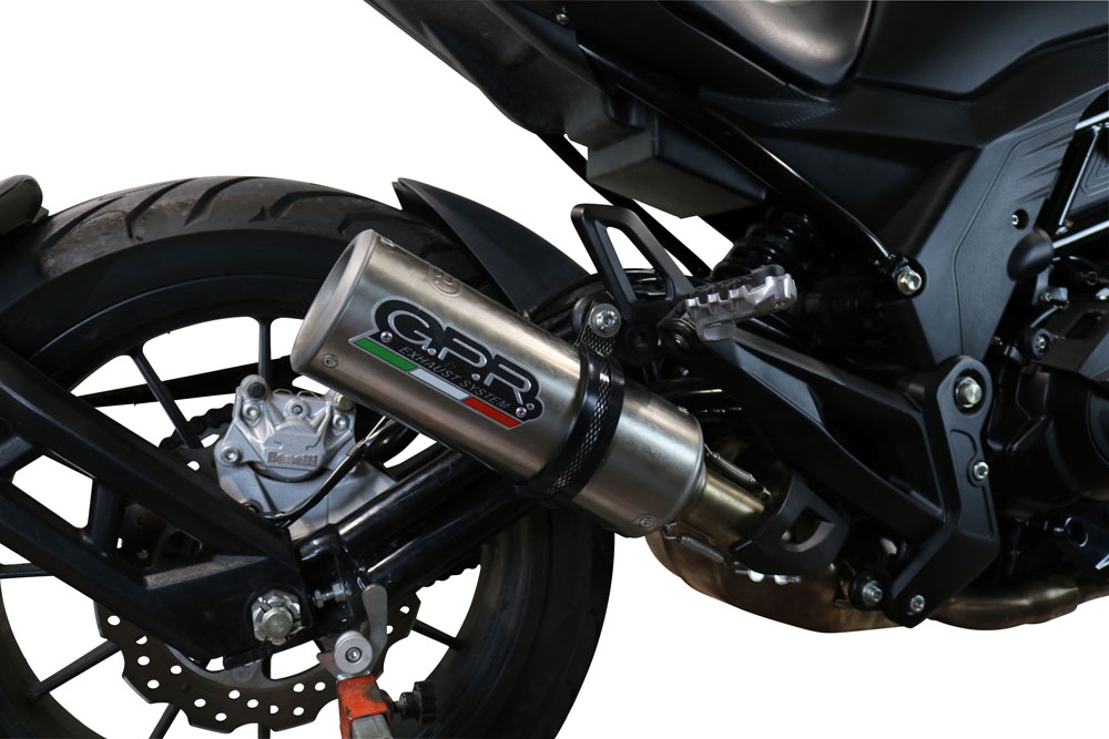 Escape compatible con Benelli 502 C 2019-2020, M3 Inox , Escape legal, homologado, silenciador con db killer desmontable y tubo de conexión específico 