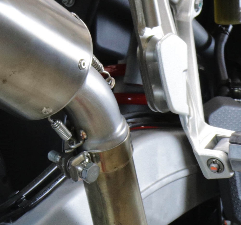 Escape compatible con Aprilia Tuareg 660 2021-2024, GP Evo4 Poppy, Escape legal, homologado, silenciador con db killer desmontable y tubo de conexión específico 
