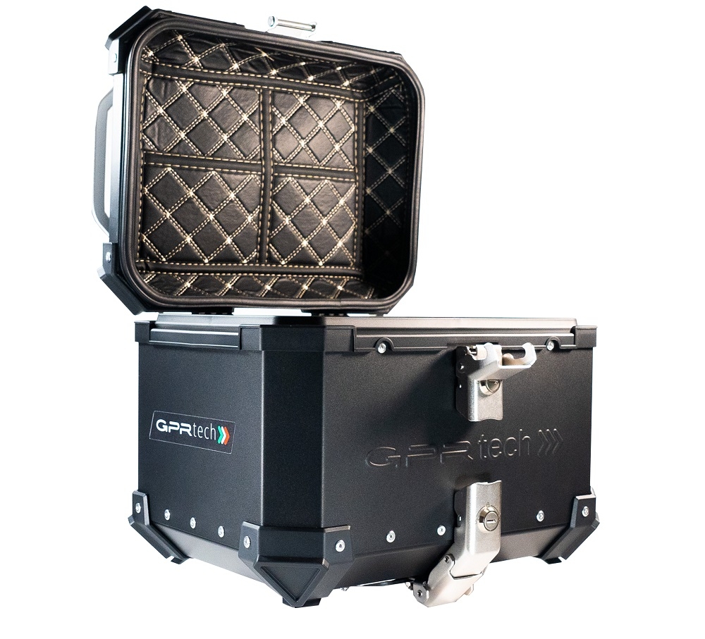 GPR TECH BAUL ALPI-TECH 26 LT. NEGRO Baúl superior en aluminio, color negro con placa universal incluida Capacidad Litros 26