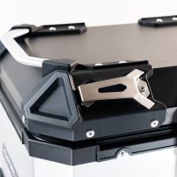 GPR TECH BAUL ALPI-TECH 45 LT. PLATA Baúl superior Top Case de aluminio color plata con placa universal incluida Capacidad Litros 45