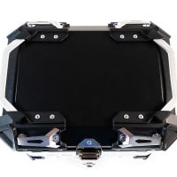 GPR TECH BAUL ALPI-TECH 45 LT. PLATA Baúl superior Top Case de aluminio color plata con placa universal incluida Capacidad Litros 45