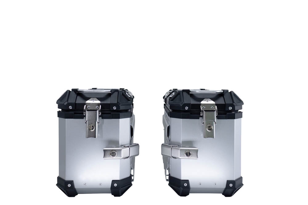 GPR TECH Par de maletas laterales en aluminio sin rack específico, color plata Capacidad 38 LT. + 38 LT. Capacidad 38 LT. + 38 LT.