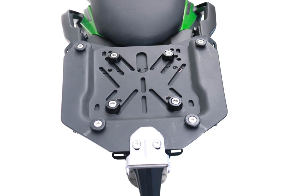 GPR TECH compatible con  Kawasaki Versys 650 2017/2020 e4 Placa de fijación específica en Titanio ALPITECH 35/55 LT compatible con portaequipajes original, fabricada en titanio con 4 puntos de anclaje