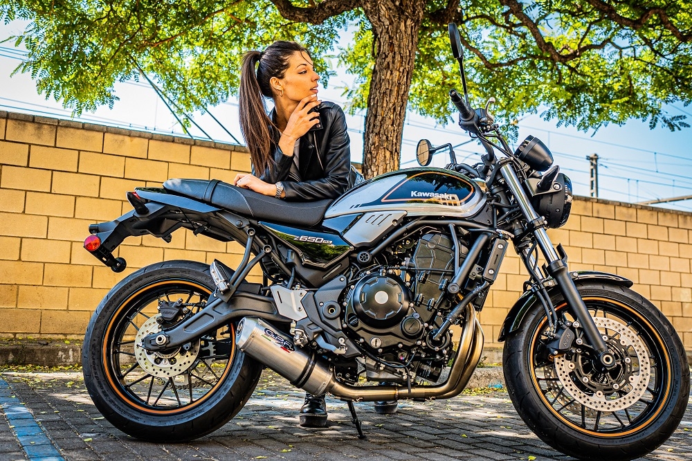 Escape compatible con Kawasaki Z 650 RS 2021-2023, Satinox, Escape completo, no legal para países de la UE, con db killer extraíble 