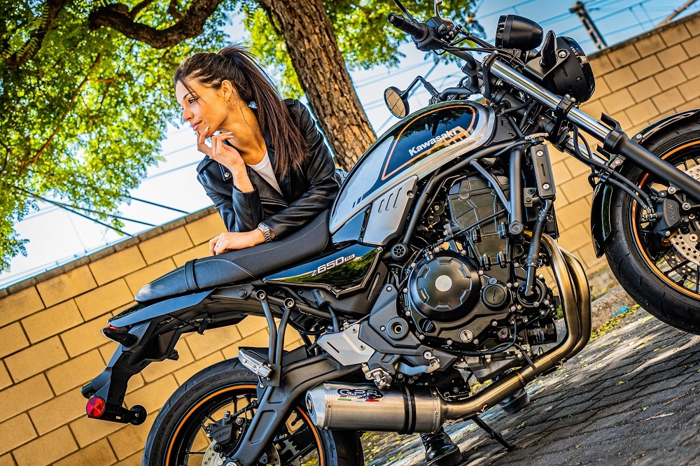 Escape compatible con Kawasaki Z 650 RS 2021-2023, Satinox, Escape completo, no legal para países de la UE, con db killer extraíble 