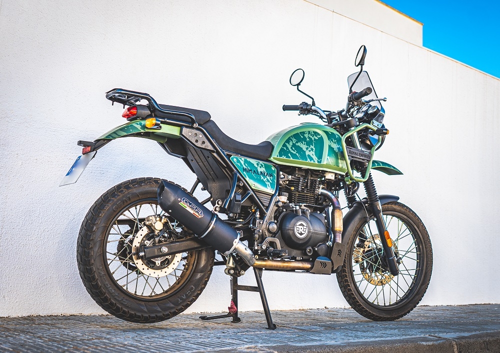 Escape compatible con Royal Enfield Himalayan 410 2021-2024, Furore Nero, Escape racing, silenciador con tubo de conexion, articulo sin homologacion 