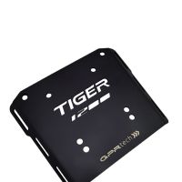 GPR TECH compatible con  Triumph Tiger 1200 explorer 2017/2021 e4 Placa de fijación específica en Titanio ALPITECH 35/55 LT compatible con portaequipajes original, fabricada en titanio con 4 puntos de anclaje