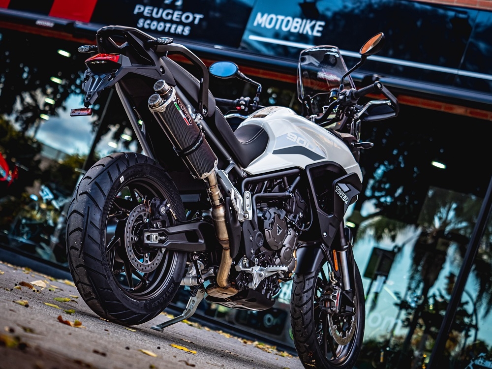 Escape compatible con Triumph Tiger 850 2020-2024, Dual Poppy, Escape legal, homologado, silenciador con db killer desmontable y tubo de conexión específico 