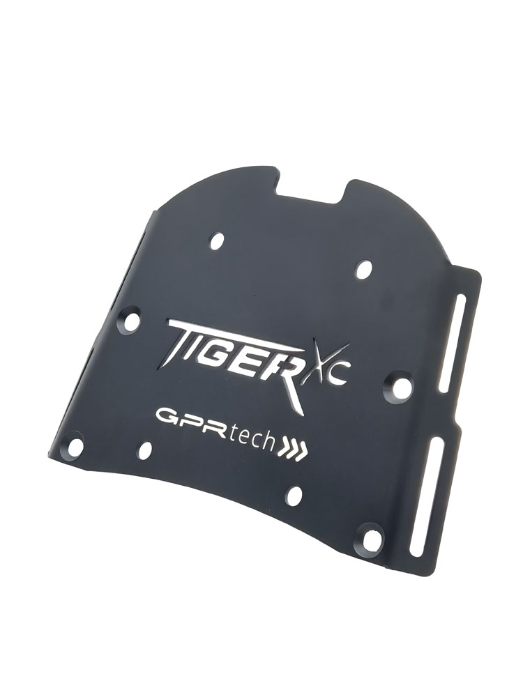 GPR TECH compatible con  Triumph Tiger 800 2011/2016 e3 Placa de fijación específica Top Case ALPITECH 35 LT compatible con portaequipajes original, fabricada en acero inoxidable con 4 puntos de anclaje