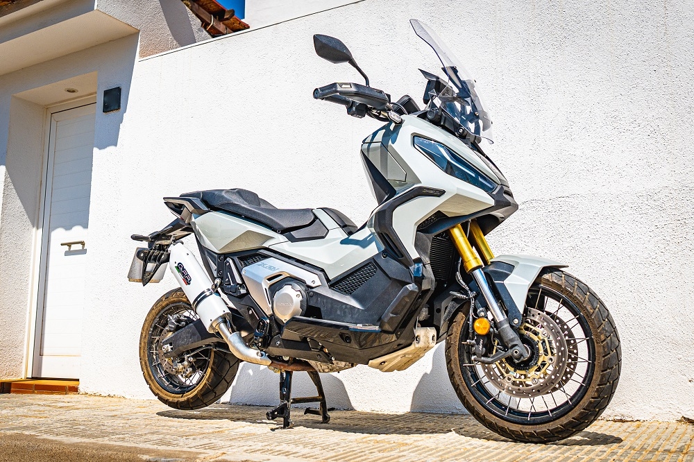 Escape compatible con Honda X-Adv 750 2021-2024, Albus Evo4, Escape legal, homologado, silenciador con db killer desmontable y tubo de conexión específico 