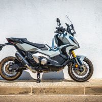 Escape compatible con Honda X-Adv 750 2021-2024, Furore Evo4 Nero, Escape legal, homologado, silenciador con db killer desmontable y tubo de conexión específico 