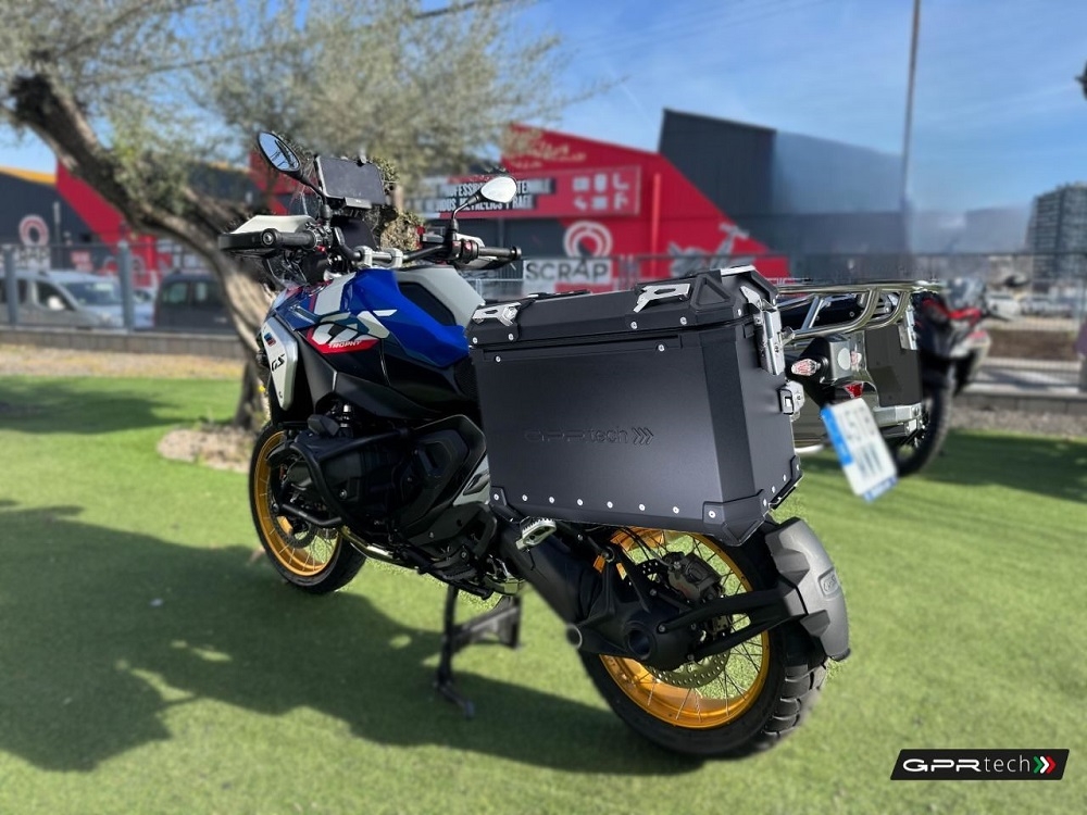 GPR TECH compatible con  BMW R 1300 GS Adventure 2023/2025 Par de maletas laterales en aluminio color negro con portaequipajes específico Capacidad 38 LT. + 38 LT.