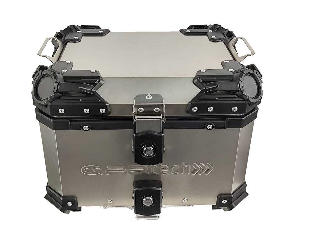 GPR TECH BAUL EN TITANIO ALPI-TECH 35 LT. Baúl superior Top Case de Titanio color natural con placa universal incluida Capacidad Litros 35