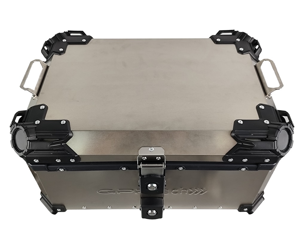 GPR TECH BAUL EN TITANIO ALPI-TECH 55 LT. Baúl superior Top Case de Titanio color natural con placa universal incluida Capacidad Litros 55
