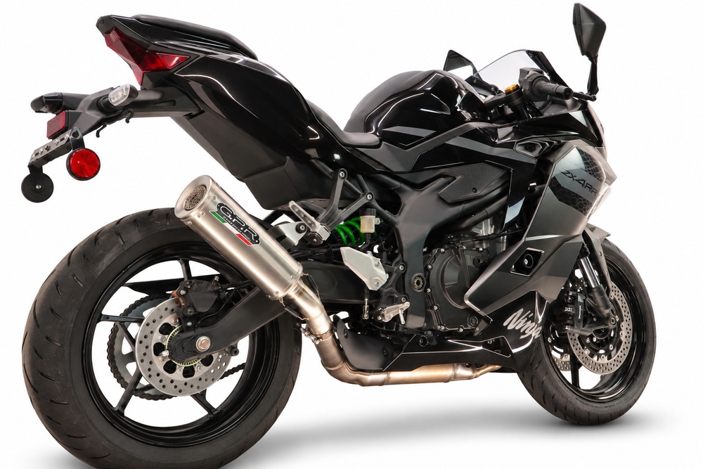 GPR escape compatible con Kawasaki Ninja ZX-4R 2023-2026, RP-M3 Inox , Escape legal, homologado, silenciador con db killer desmontable y tubo de conexión específico 