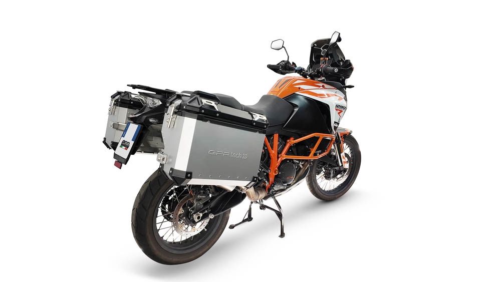 GPR TECH compatible con  Ktm Lc 8 Adventure 1090 2017/2020 e4 Par de maletas laterales en aluminio con lado derecho contorneado, color plata con portaequipajes específico Capacidad 38 LT. + 32 LT.