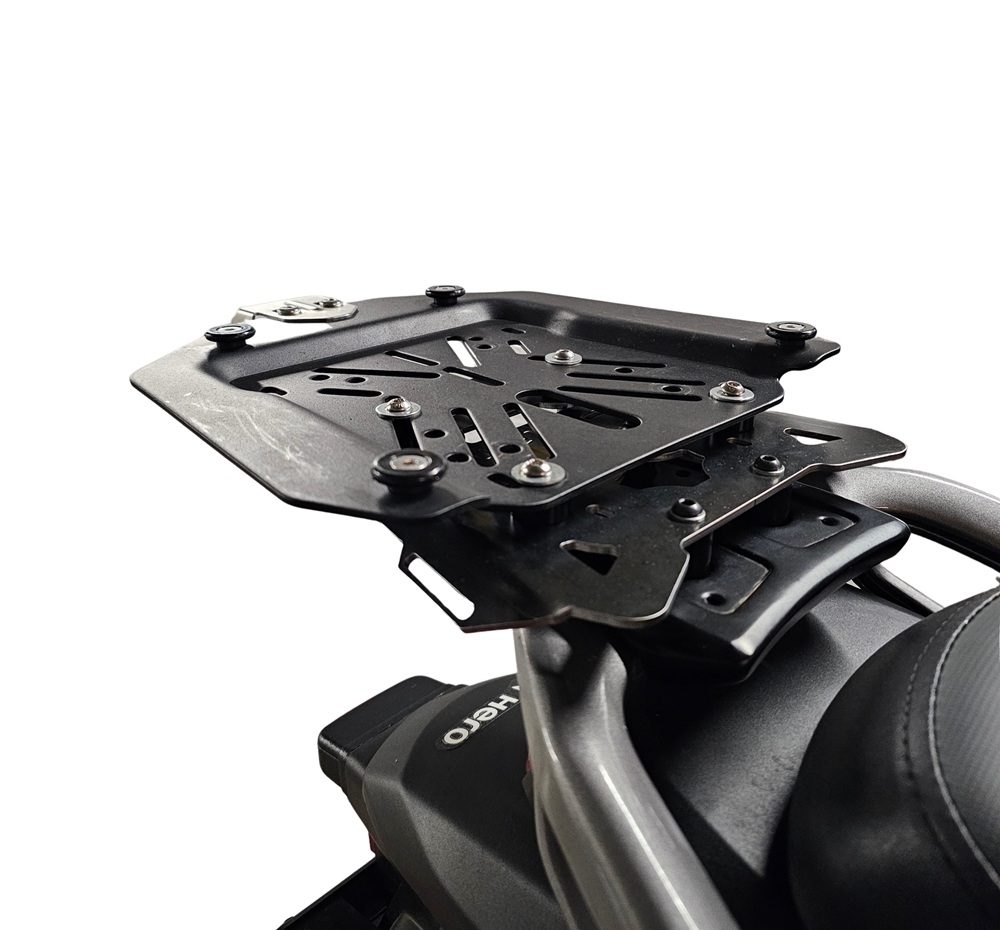 Baúl GPR TECH compatible con  Hero Xpulse 200 BS6 4V 2021/2024 E5 Baúl Alpi-Tech en aluminio, color negro con placa específica incluida Capacidad Litros 26