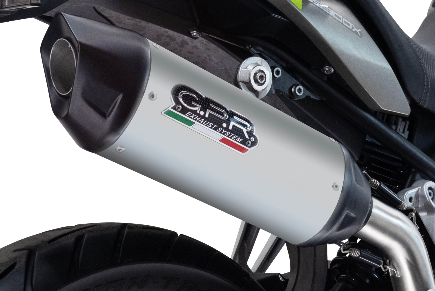 Escape compatible con Suzuki V-STROM DL 800 DE - SE 2023-2025, Furore-X Titanio, Escape legal, homologado, silenciador con db killer desmontable y tubo de conexión específico 